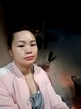 Snapshot of l_kiss chatting on 02.21.26 l kiss online show from 02.21.26