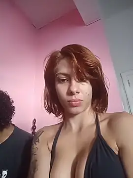 Snapshot of casal_atrevido chatting on 03.18.26 casal atrevido online show from 03.18.26