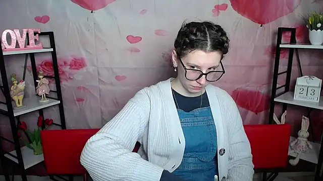 LilianaShine online show from 02.23.26