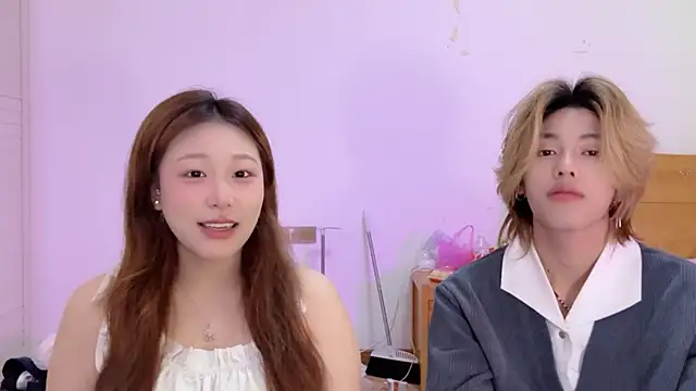 Snapshot of SM_JIAJIA_ZL chatting on 05.10.26 SM JIAJIA ZL online show from 05.10.26