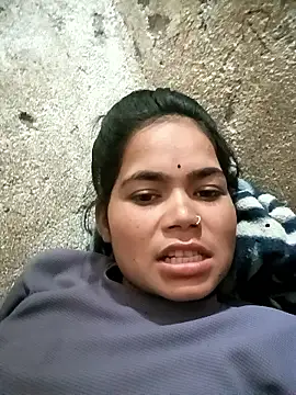 Snapshot of Sunali_Bendre chatting on 06.11.26 Sunali Bendre online show from 06.11.26
