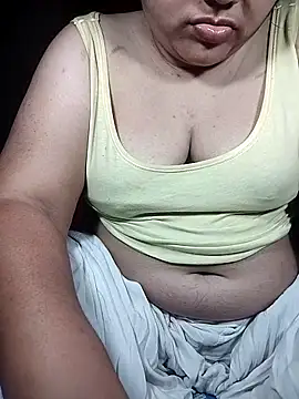 Snapshot of x_-hot chatting on 04.22.26 x -hot online show from 04.22.26