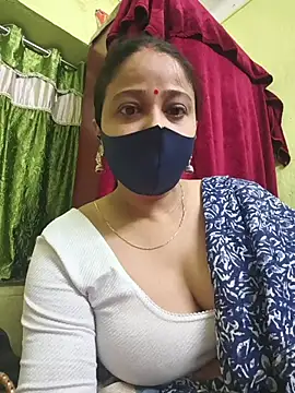 Snapshot of kashish_bhabhi chatting on 04.22.26 kashish bhabhi online show from 04.22.26
