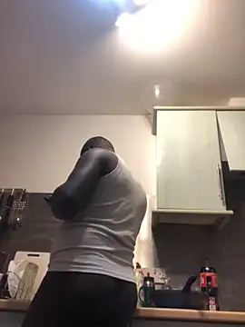 Truelove001 online show from 02.06.26