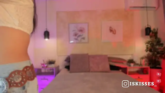 IsabellaSweet   online show from 05.24.26