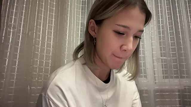 lilXdomiii online show from 04.14.26