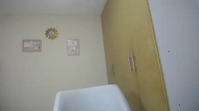 Snapshot of ame_porter chatting on 03.18.26 ame porter online show from 03.18.26