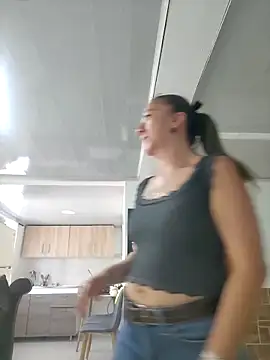 Snapshot of SharaLuna chatting on 02.26.26 SharaLuna online show from 02.26.26