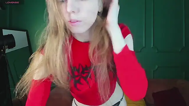  Tina Tayllor  online show from 03.04.26