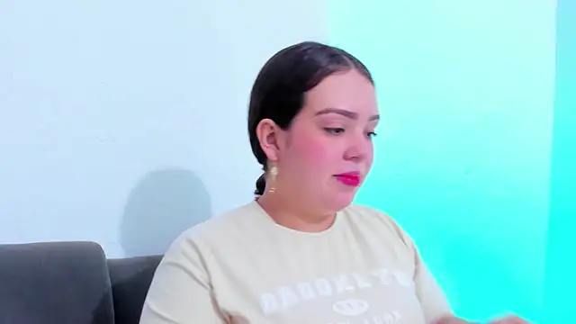 Snapshot of Emely_pregnantt chatting on 02.17.26 Emely pregnantt online show from 02.17.26