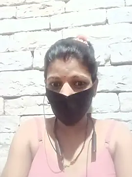 Snapshot of Divya-11431 chatting on 07.15.26 Divya-11431 online show from 07.15.26
