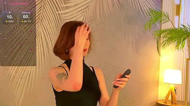 VivanWestwood online show from 02.27.26