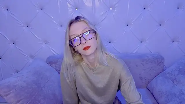 Snapshot of Akiro_Kim7 chatting on 02.16.26 Akiro Kim7 online show from 02.16.26