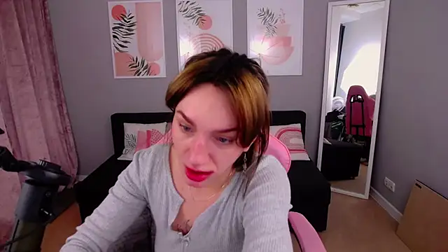 PollyRoseX online show from 02.13.26