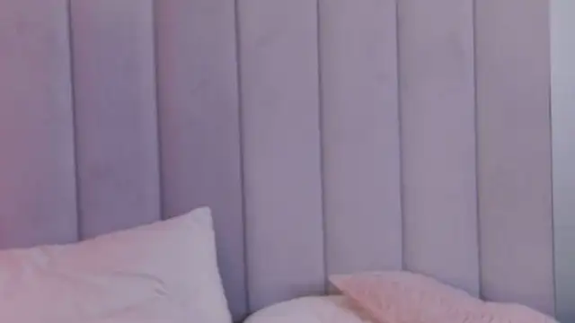 Snapshot of EileenElfie chatting on 03.02.26 EileenElfie online show from 03.02.26