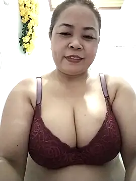 Baby-bigtits2026 online show from 04.11.26