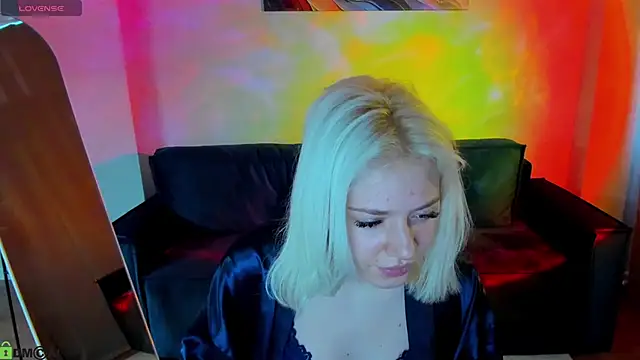 Snapshot of Kate_Krose chatting on 03.19.26 Kate Krose online show from 03.19.26