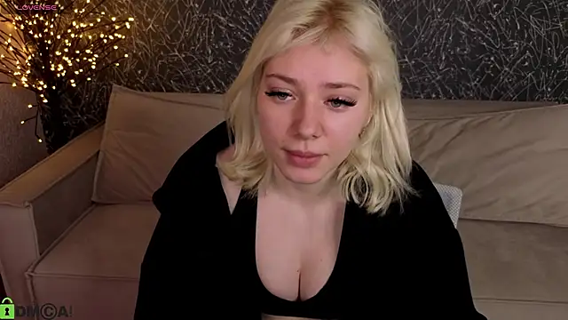 Snapshot of Kate_Krose chatting on 04.03.26 Kate Krose online show from 04.03.26