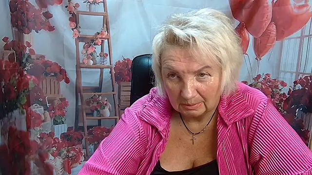 Snapshot of RenataDaster chatting on 07.11.26 RenataDaster online show from 07.11.26