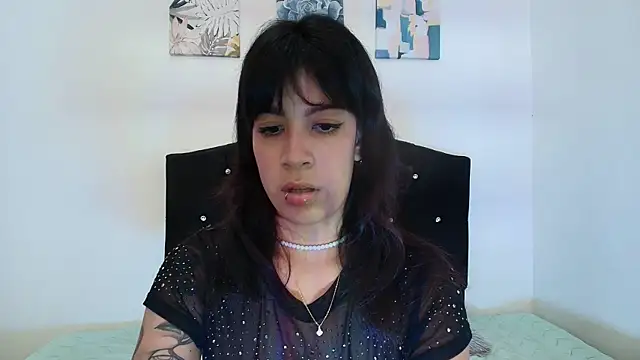 Kalyra 17 online show from 04.06.26