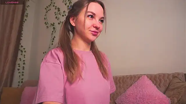 AricaPetties online show from 02.06.26