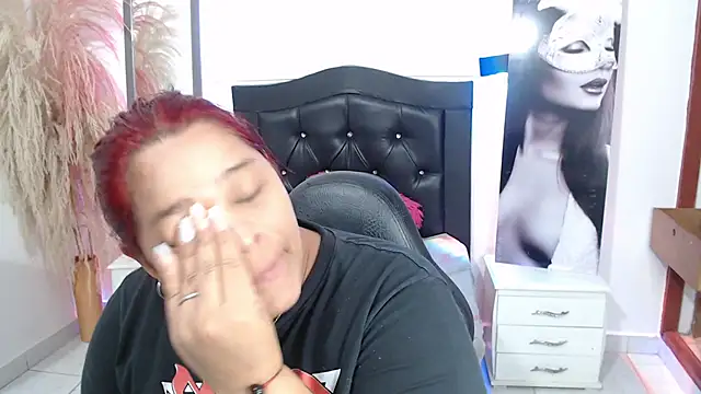 Snapshot of NathaliaMayson chatting on 02.13.26 NathaliaMayson online show from 02.13.26