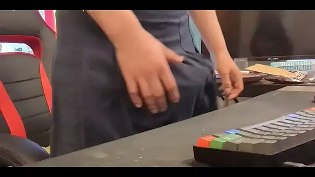 LovelyMeli online show from 02.08.26