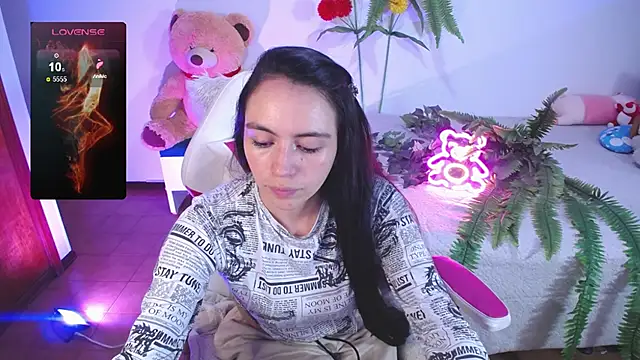 Snapshot of lika_little0 chatting on 02.16.26 lika little0 online show from 02.16.26