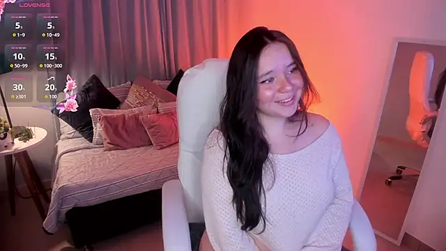 Snapshot of Raven_sweeteyes chatting on 02.05.26 Raven sweeteyes online show from 02.05.26