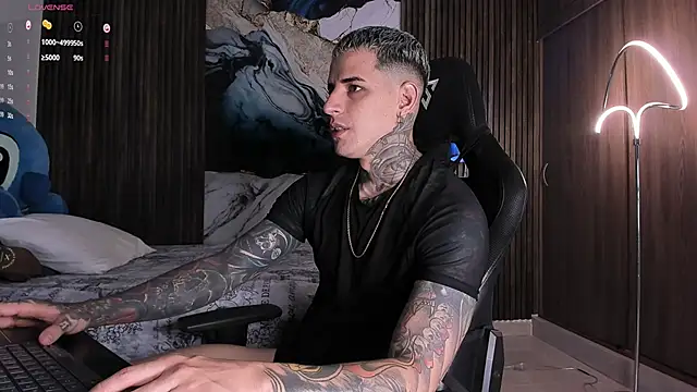 Snapshot of trisstann_ chatting on 02.06.26 trisstann online show from 02.06.26