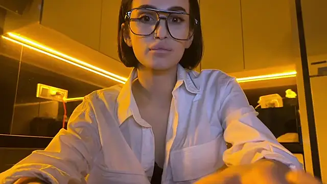 Snapshot of BlackFox_V chatting on 02.25.26 BlackFox V online show from 02.25.26