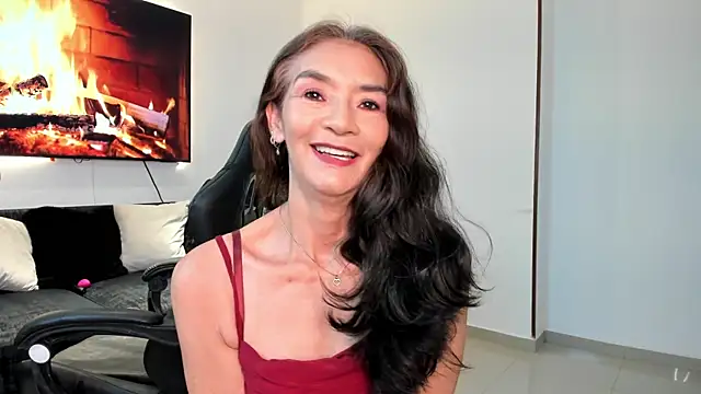 Snapshot of Emma_Mendozaa chatting on 06.25.26 Emma Mendozaa online show from 06.25.26