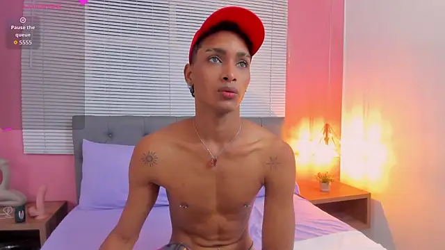 Snapshot of drako18_ chatting on 02.24.26 drako18 online show from 02.24.26