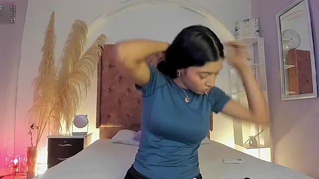 Lia Passion online show from 03.24.26