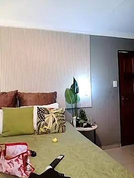 LADY-NESH online show from 04.11.26