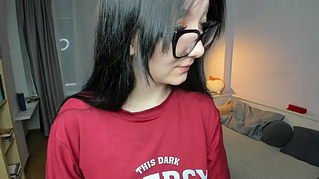 Snapshot of ClarissaDeclue chatting on 02.27.26 ClarissaDeclue online show from 02.27.26