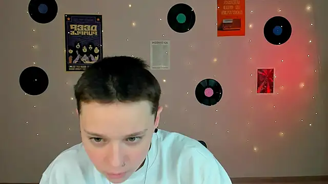 Snapshot of emi_fade chatting on 02.02.26 emi fade online show from 02.02.26