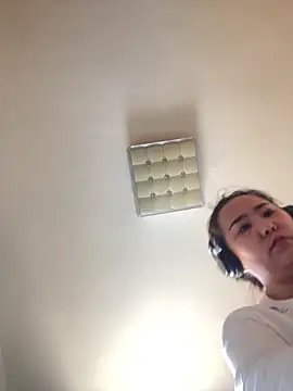 Youyou 12 online show from 04.11.26