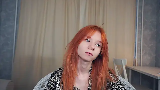 TarynPalek online show from 02.12.26