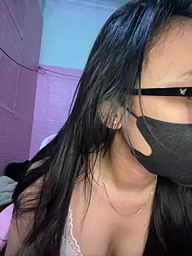 Leeeiuu online show from 02.28.26