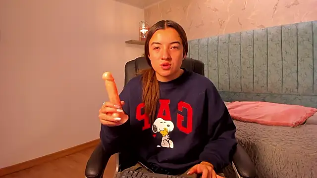 Snapshot of Tara_Parker chatting on 02.21.26 Tara Parker online show from 02.21.26