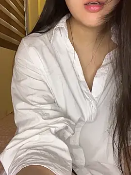 Snapshot of Luna_Nhii05 chatting on 02.06.26 Luna Nhii05 online show from 02.06.26