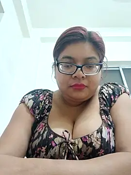 Elie Hallway online show from 02.22.26