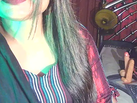 Nusrat Faria online show from 05.23.26