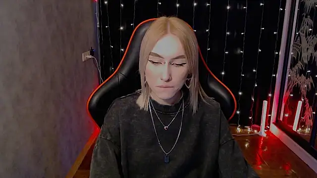 Snapshot of crybambi chatting on 02.04.26 crybambi online show from 02.04.26