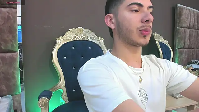 Apolo Gray online show from 03.03.26