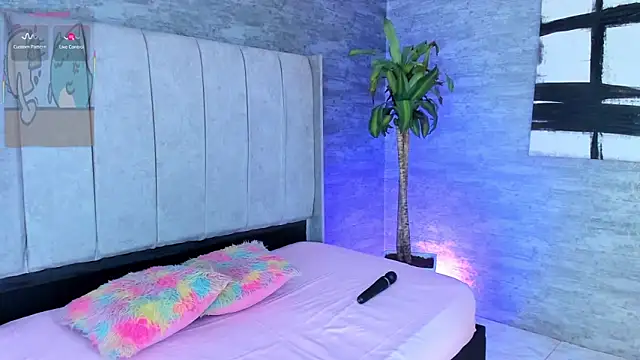 Snapshot of IsabellaRossi_ chatting on 02.11.26 IsabellaRossi online show from 02.11.26