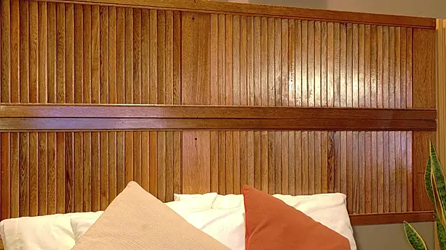 Snapshot of EmmaRouses chatting on 02.27.26 EmmaRouses online show from 02.27.26