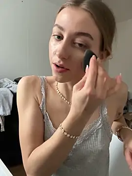 Snapshot of romyxxs chatting on 02.09.26 romyxxs online show from 02.09.26