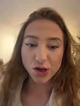 Snapshot of romyxxs chatting on 02.24.26 romyxxs online show from 02.24.26